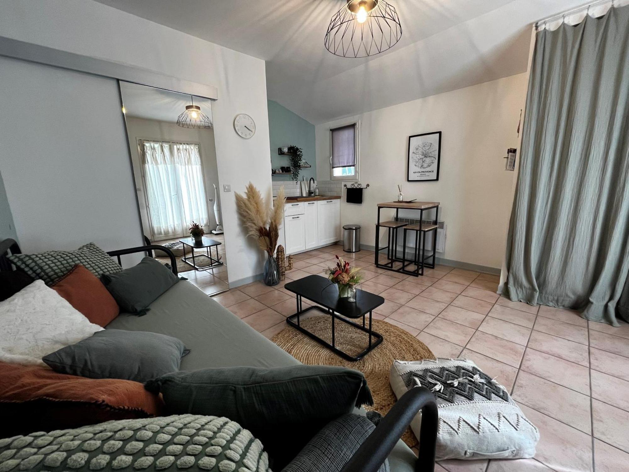 Apartamento Aix-en-provence, Proche Toutes Comodites Et Axes Routiers, Linges Fournis Aix-en-Provence